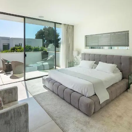 Villa Lujo En La Playa Puerto Banus